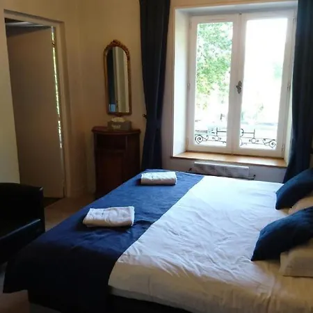 Chateau De L Aviette - Rancennes 3*