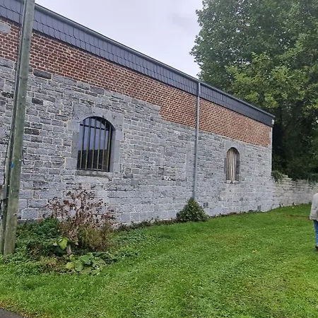 Chateau De L Aviette - Rancennes Bed & Breakfast