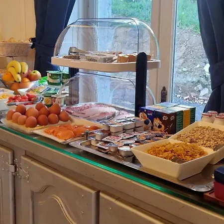 Bed & Breakfast Chateau De L Aviette - Rancennes