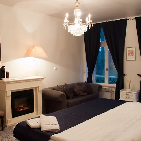 Chateau De L Aviette - Rancennes 3* Givet
