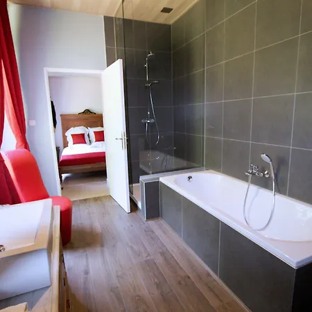 Chateau De L Aviette - Rancennes 3* Givet