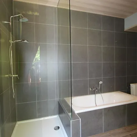 Chateau De L Aviette - Rancennes Bed & Breakfast